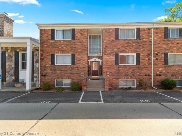 Condo for sale in Goerse, Farmington
