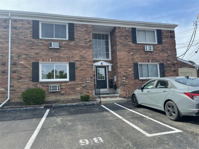 Condo for sale in Farmington