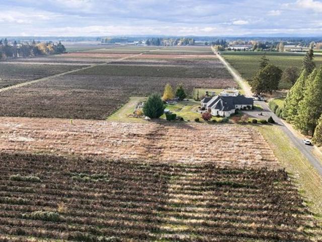 House for sale in Molalla, Clackamas County