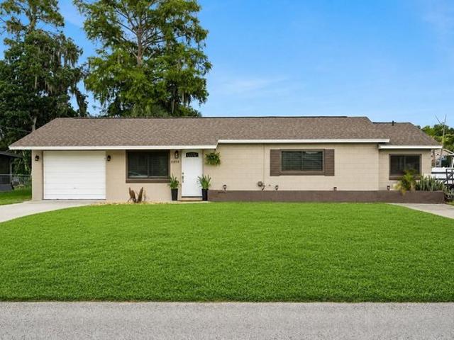 House for sale in Tavares, Florida