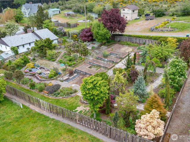 House for sale in Oak Harbor, Washington