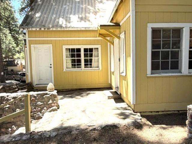 House for sale in Green Valley Lake, California