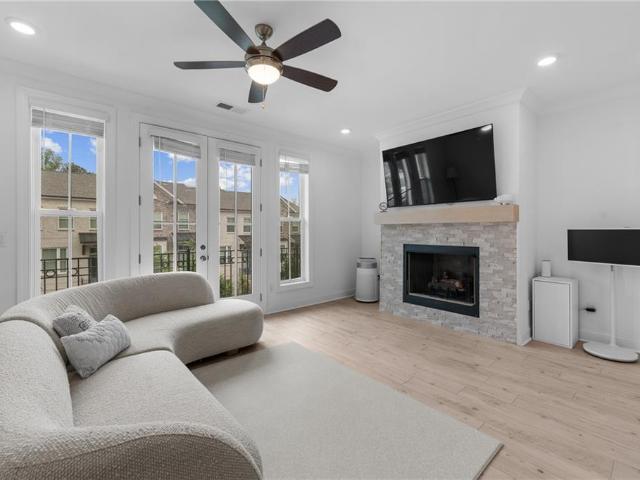 Townhouse for sale in Duluth, Georgia