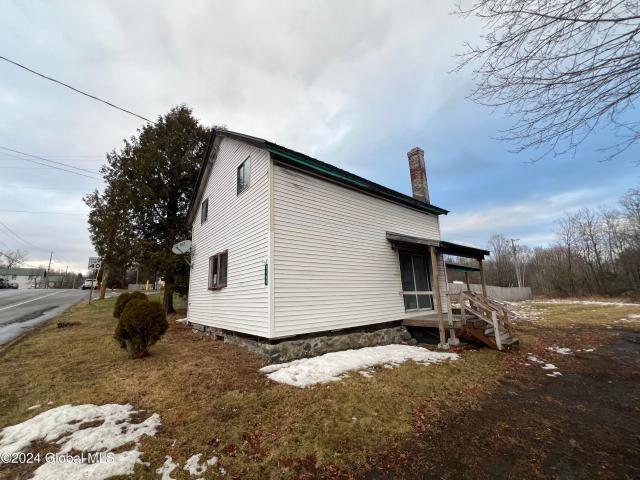 House for sale in Essex, New York