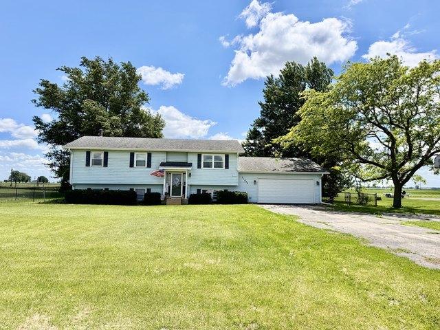 House for sale in Whiteside, Illinois