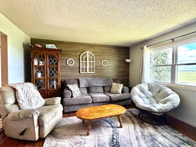 House for sale in Whiteside, Illinois