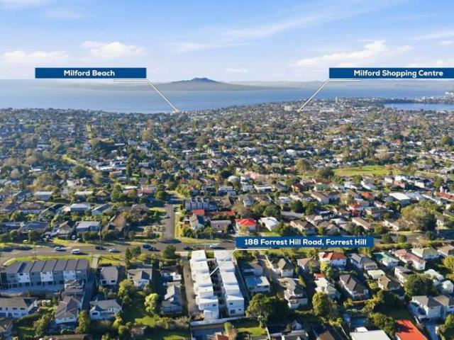 Townhouse for rent in Forrest Hill, Devonport-Takapuna