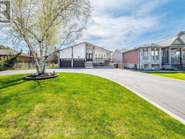 House for sale in Mississauga, Ontario