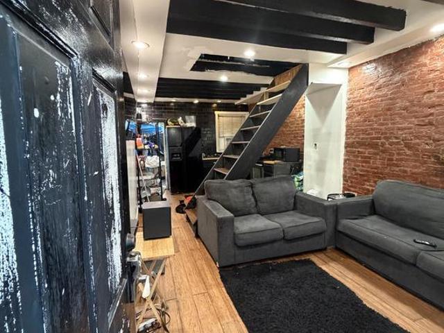 Townhouse for sale in Philadelphia, Pennsylvania