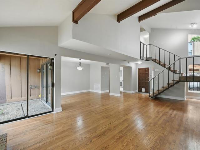 Townhouse for sale in Farmers Branch