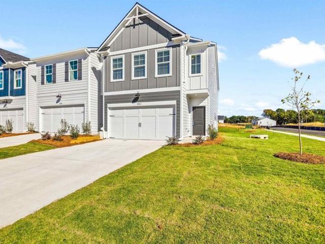 Townhouse for sale in Macon, Georgia