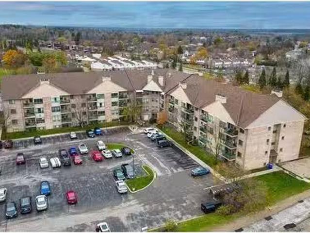 Condo for sale in Kitchener, Ontario