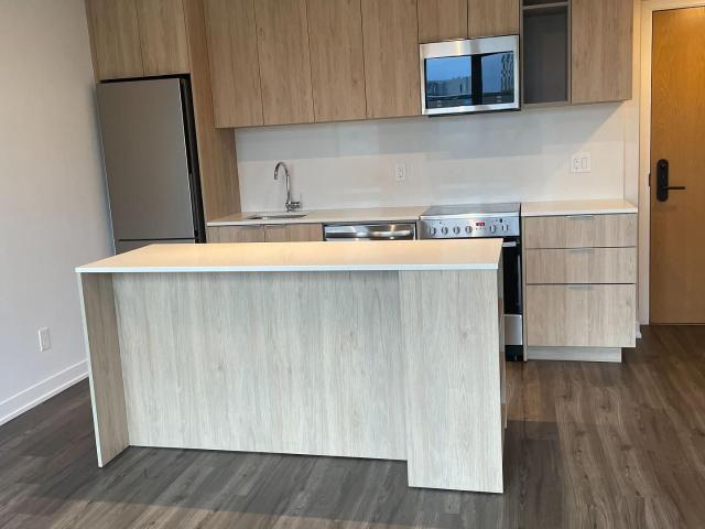 Condo for rent in Toronto, Golden Horseshoe
