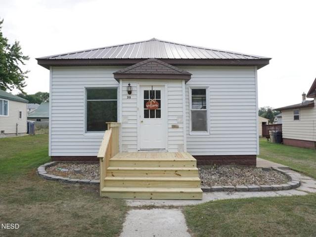 House for sale in Watertown, South Dakota