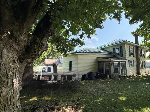 House for sale in Crawford, Pennsylvania