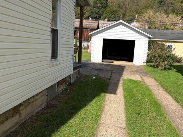 House for sale in Lowell, Washington County