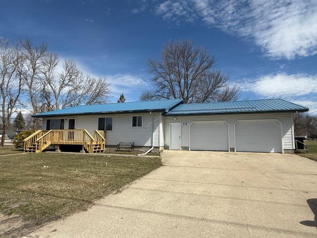 House for sale in Mahnomen, Minnesota