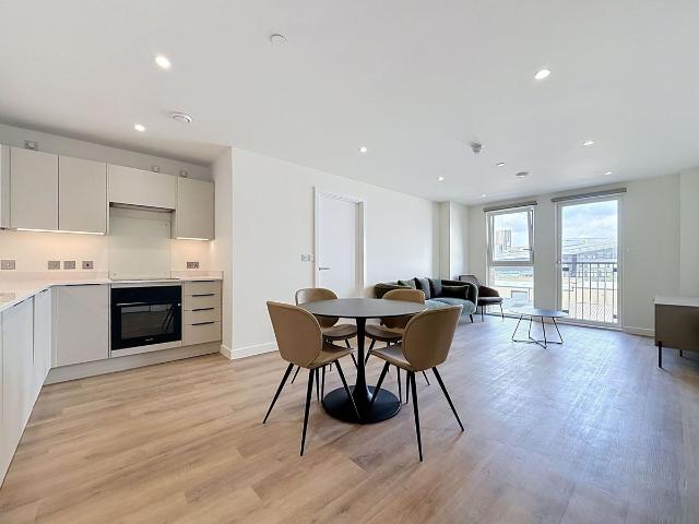 Apartment for rent in Brewery Quarter, Cardiff