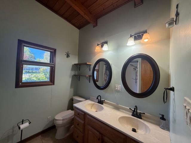 House for sale in Wauconda, Lake County