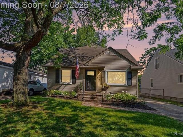 House for sale in Clawson, Michigan