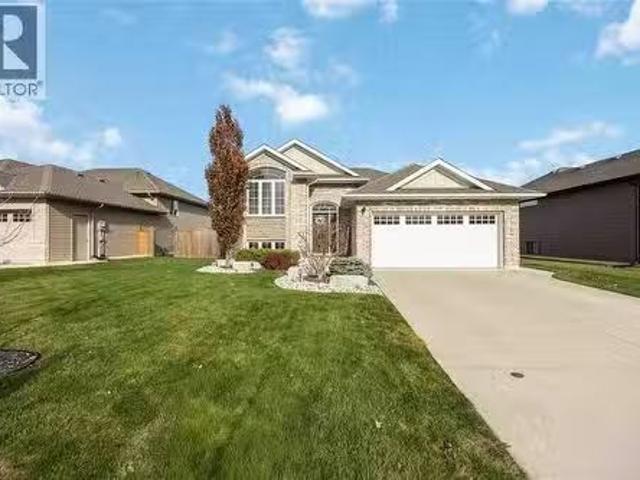 Condo for sale in St. Clair, Ontario