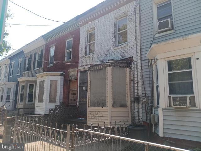 Townhouse for sale in Camden