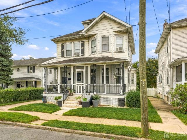 House for sale in Burlington, Burlington County