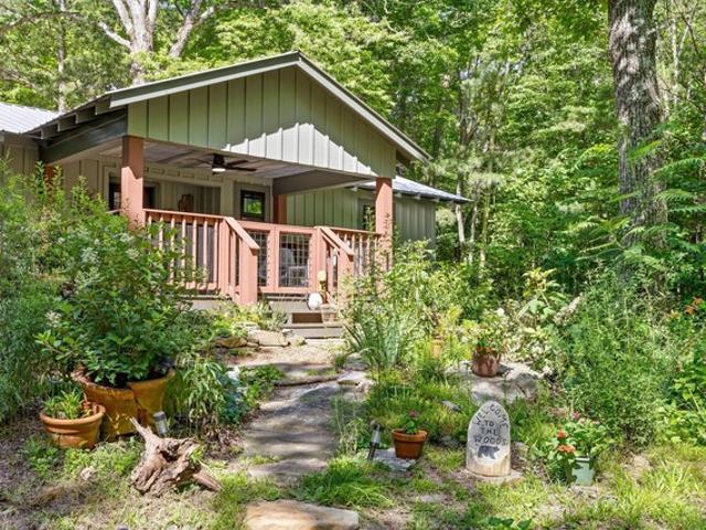 House for sale in Mentone, Alabama