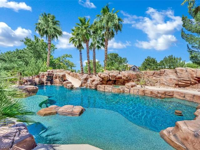 House for sale in Nevada