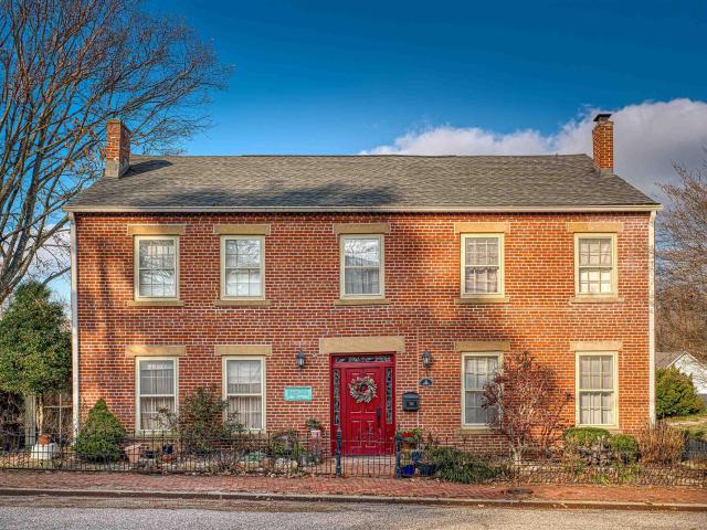 House for sale in Newburgh, Indiana