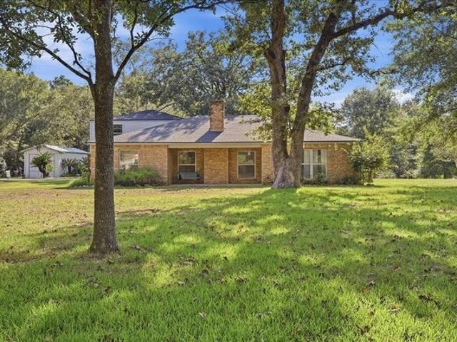 House for sale in Newton, Texas
