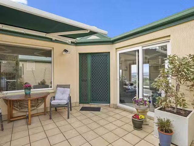 House for rent in Mount Stuart, Tasmania