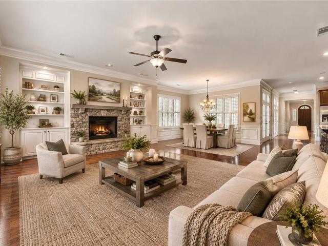 House for sale in Cadence, Canton