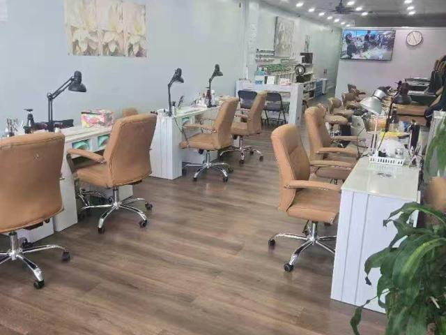 Commercial for sale in Smithtown Commercial for sale in Smithtown