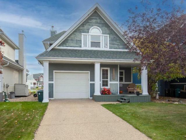 House for sale in Sylvan Lake