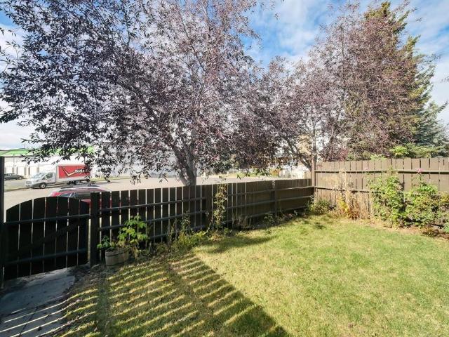 Townhouse for sale in Northwest, Alberta