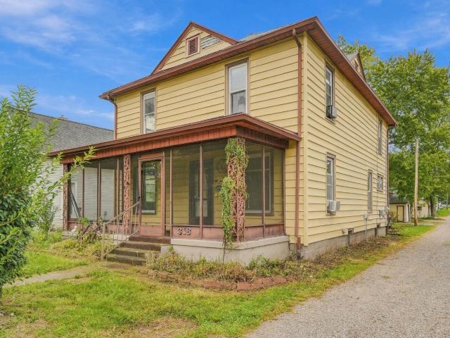House for sale in Columbia City, Whitley County