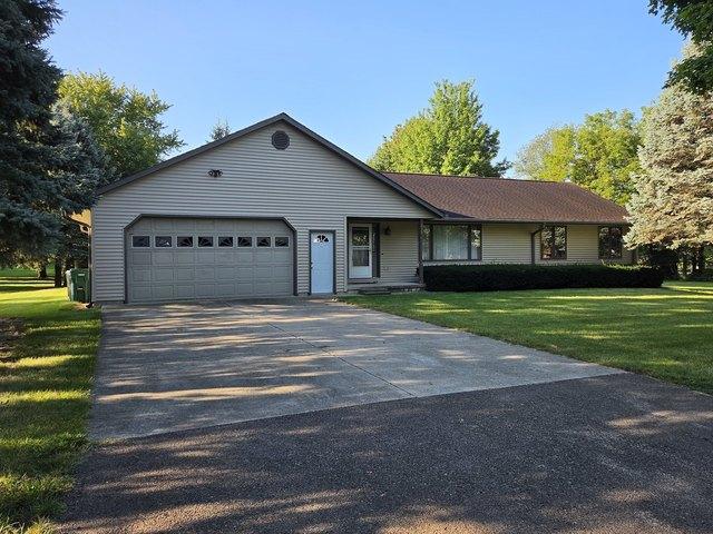 House for sale in Franklin Grove, Illinois