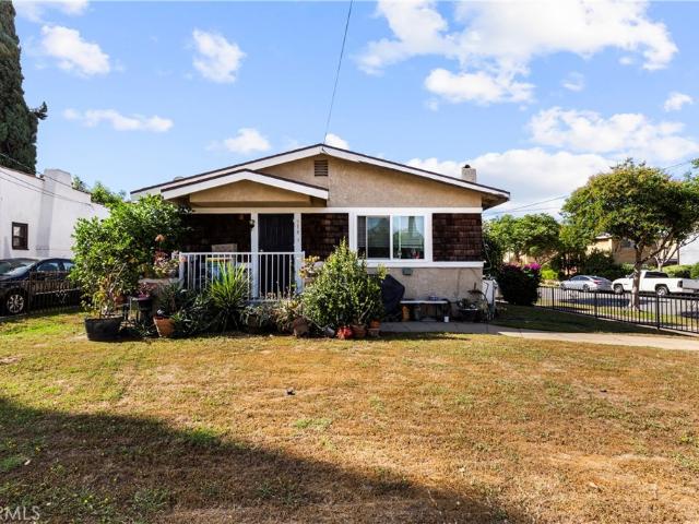 Townhouse for sale in Alhambra, California