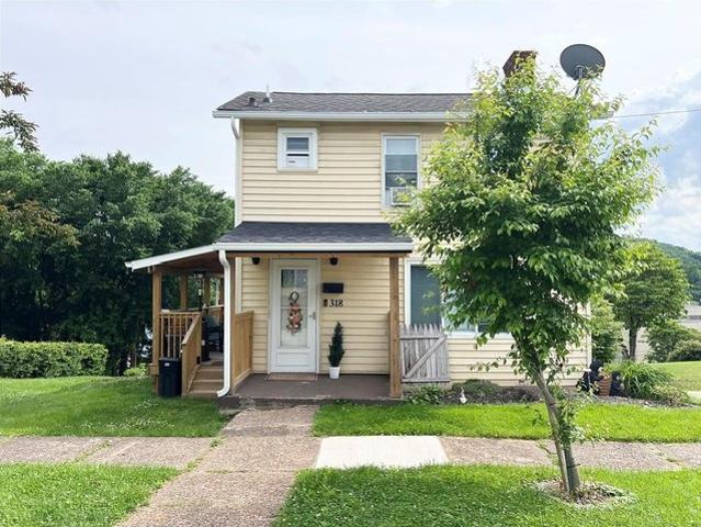 House for sale in Leechburg, Pennsylvania