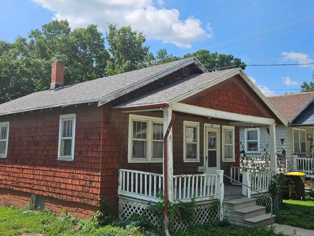 House for sale in Osceola, Iowa