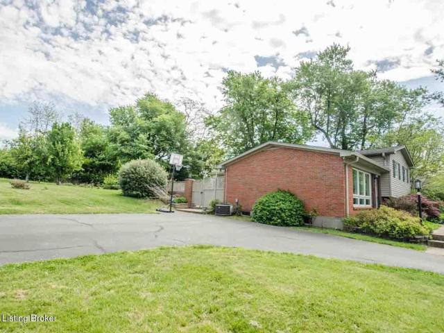 House for sale in Eminence, Kentucky