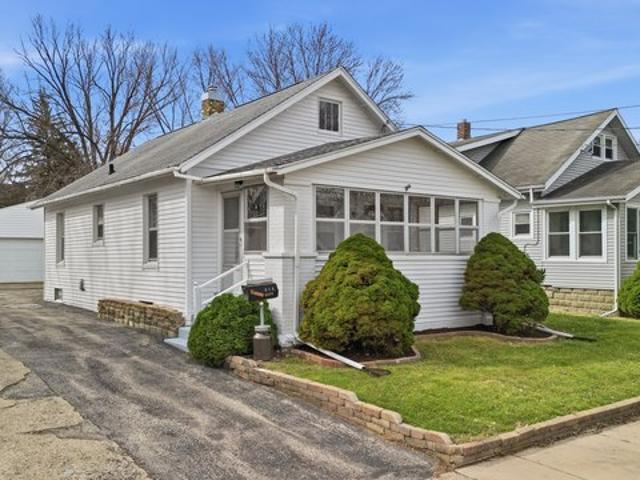 House for sale in Dixon, Illinois