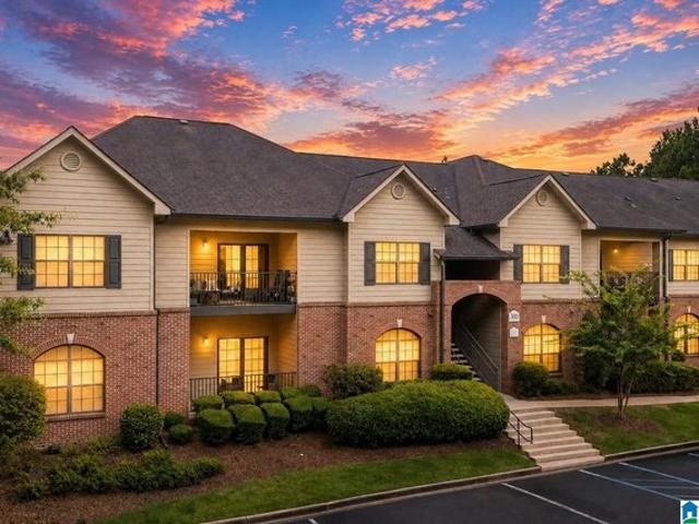 Condo for sale in Hoover, Alabama