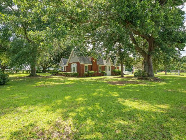 House for sale in Batesburg