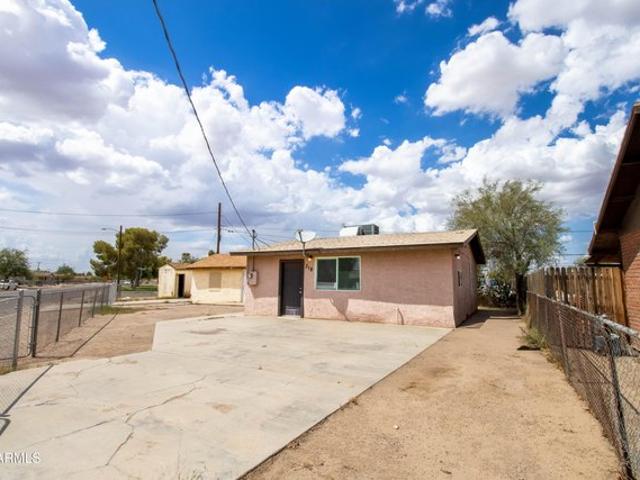 House for sale in Eloy, Pinal County