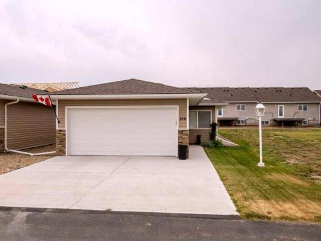 Condo for sale in Vulcan, Alberta