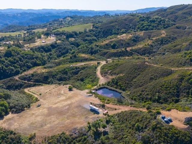 Land for sale in Cloverdale, California