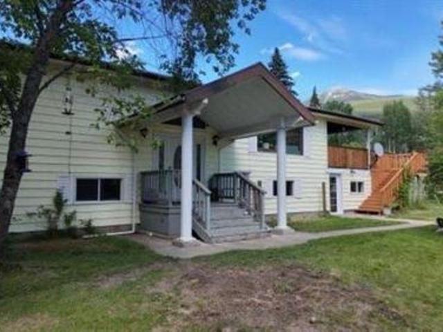 House for sale in Dunster, British Columbia