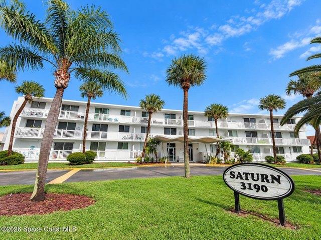 Condo for sale in Cocoa Beach, Brevard County
